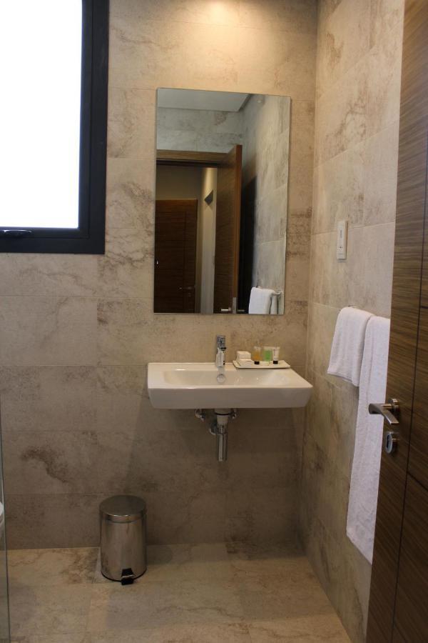 Seino Suites Manáma Kültér fotó